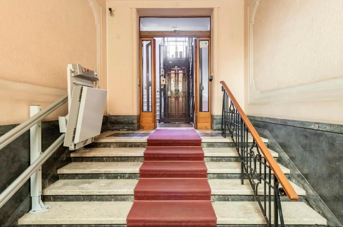 Roma Private Rooms 0*, Rome