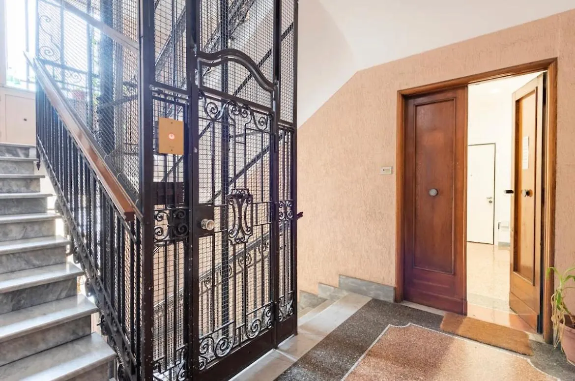 Roma Private Rooms Guest house