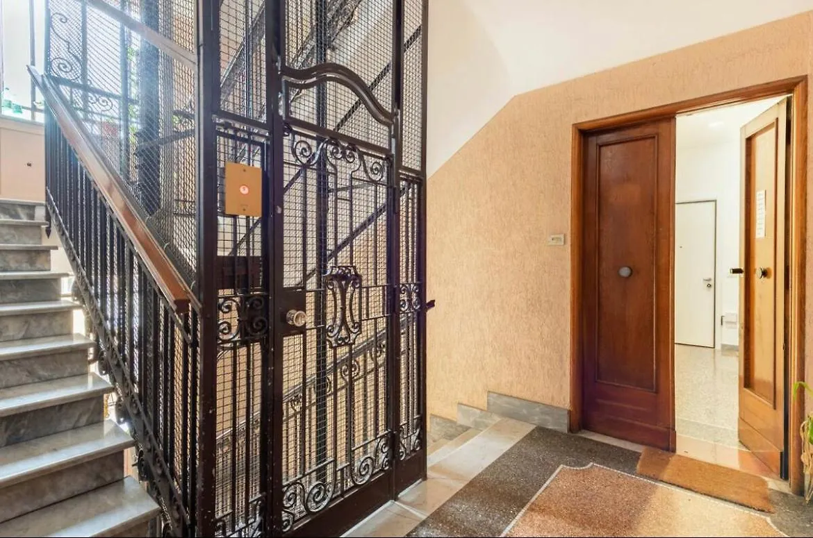 Guest house Roma Private Rooms